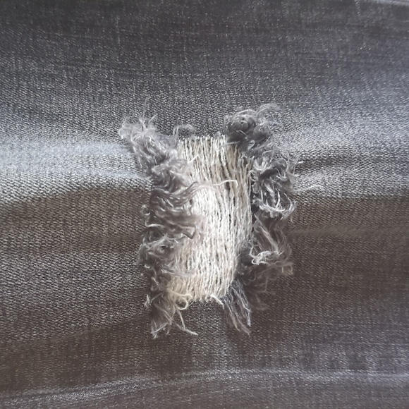 Level 99 Button Fly High-Waisted Faded Distressed Black Jeans Size 26 - Picture 6 of 10